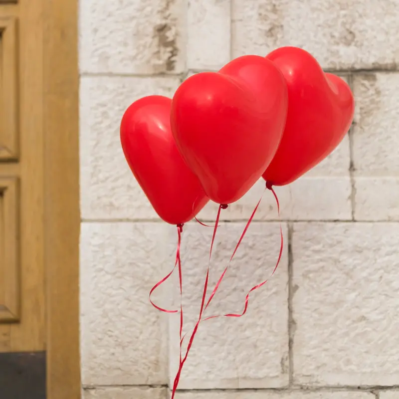 20-Piece Heart-Shaped Latex Balloon Assortment For Celebrations 1