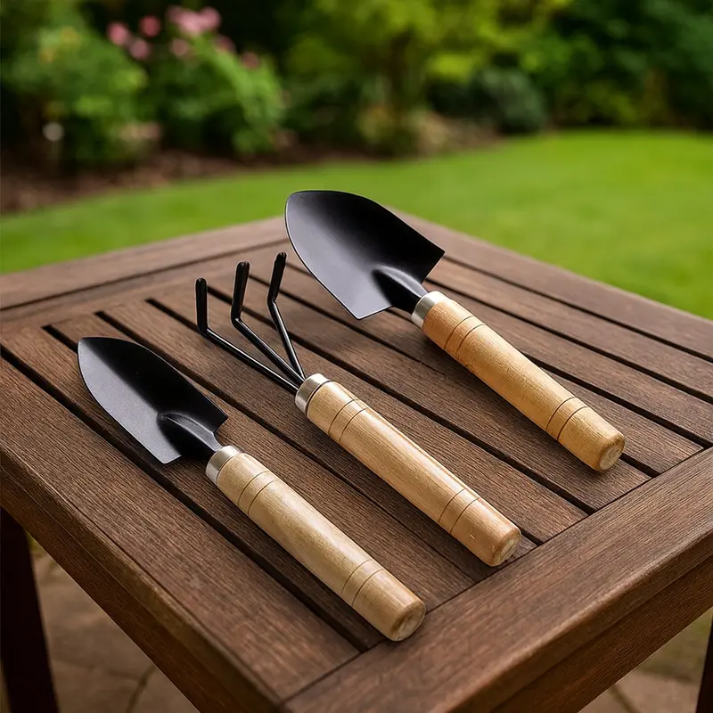 3-Piece Garden Hand Tool Set With Ergonomic Wooden Handles 1