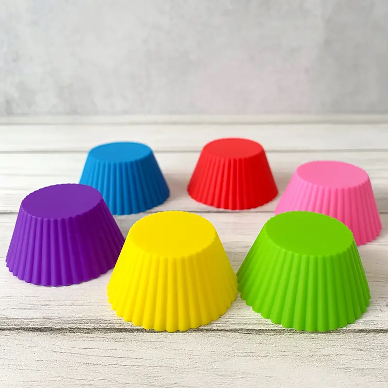 6-Cavity Silicone Cupcake-Shaped Mold – Flexible Baking Tray For Chocolates, Candies, And Mini Pastries 1