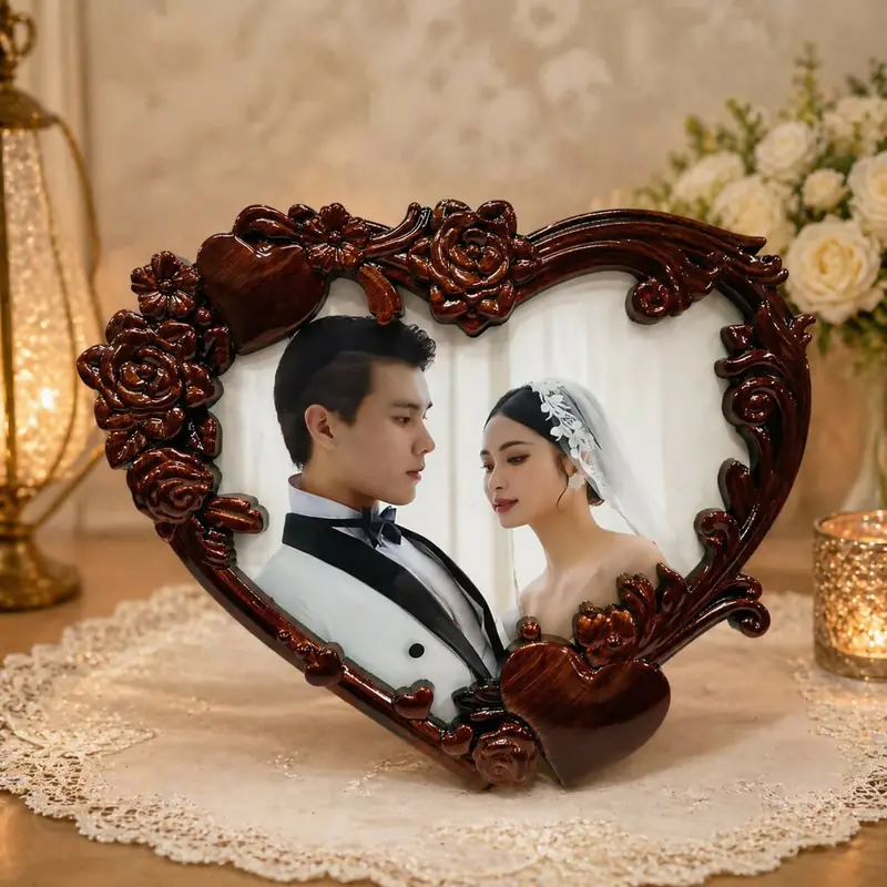 Antique-Finish Heart-Shaped Floral Photo Frame – Vintage Wedding Keepsake 1