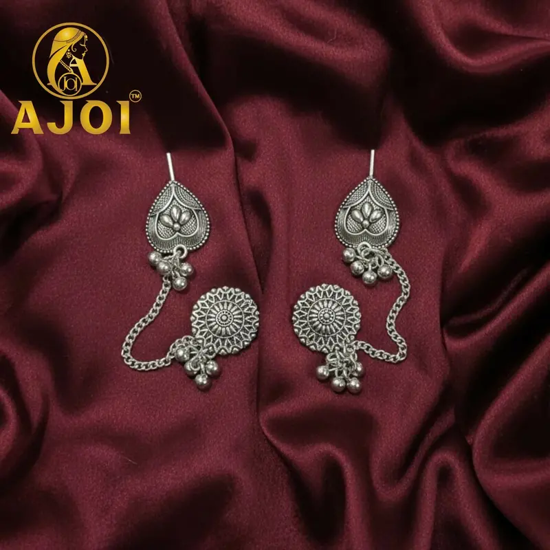 Antique Silver Chain Dangle Earrings – Vintage-Inspired Design 1