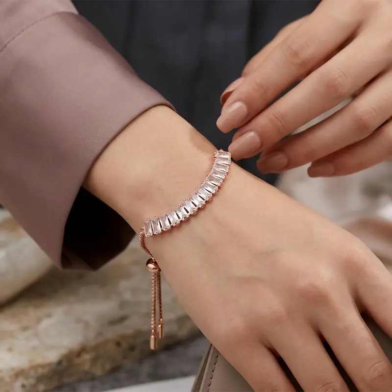 Chic Rose Gold Bracelet With Delicate American Diamond–Style Stone Inlays 1