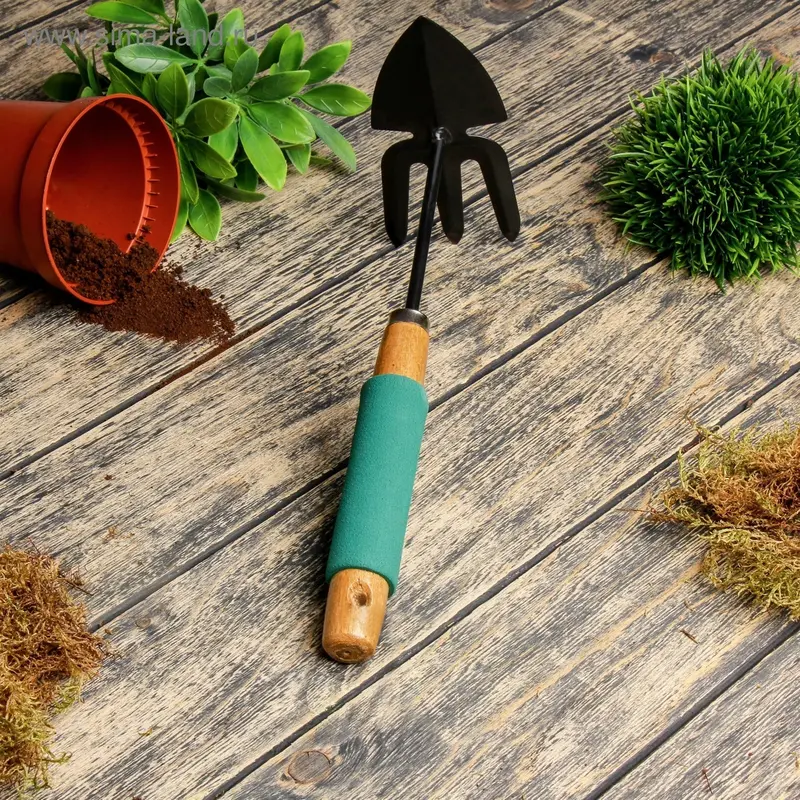 Double-Headed Garden Hoe – Dual-Action Weeding & Cultivating Tool With Wooden Handle 1