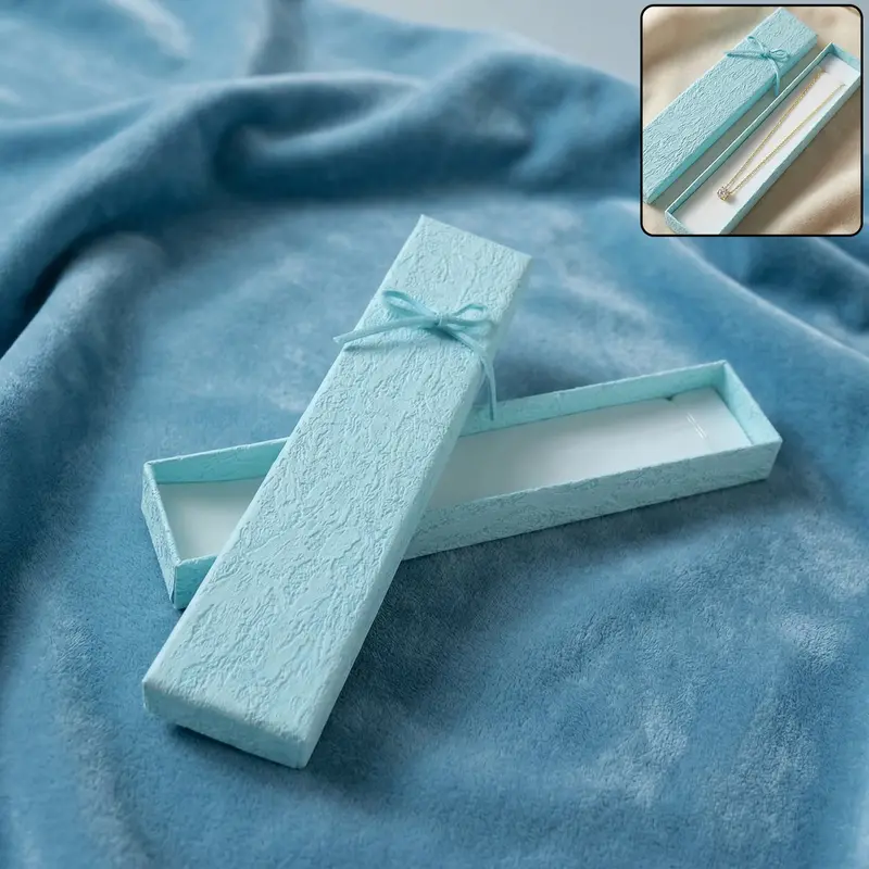 Elegant Long Jewelry Gift Box – Refined Design With Decorative Ribbon 1