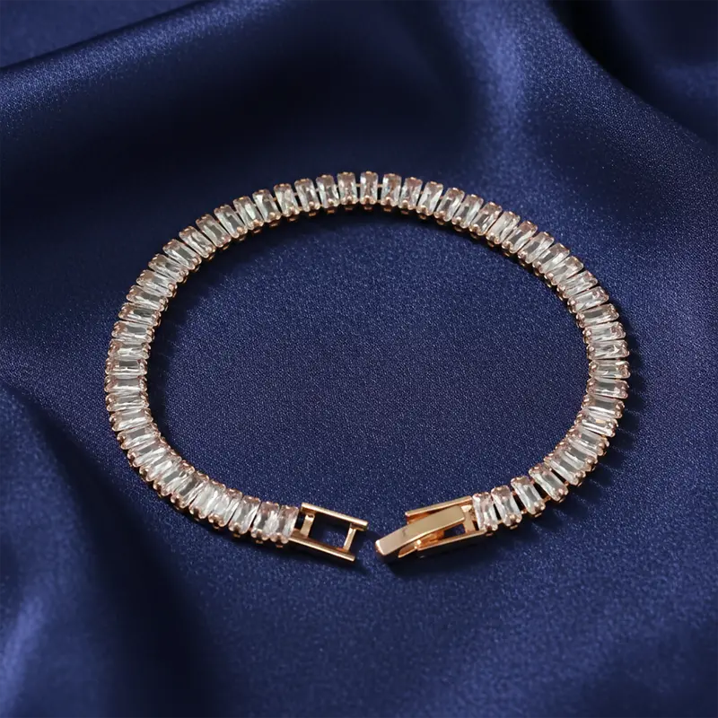 Elegant Rose Gold Bracelet With Timeless American Diamond–Inspired Design 1
