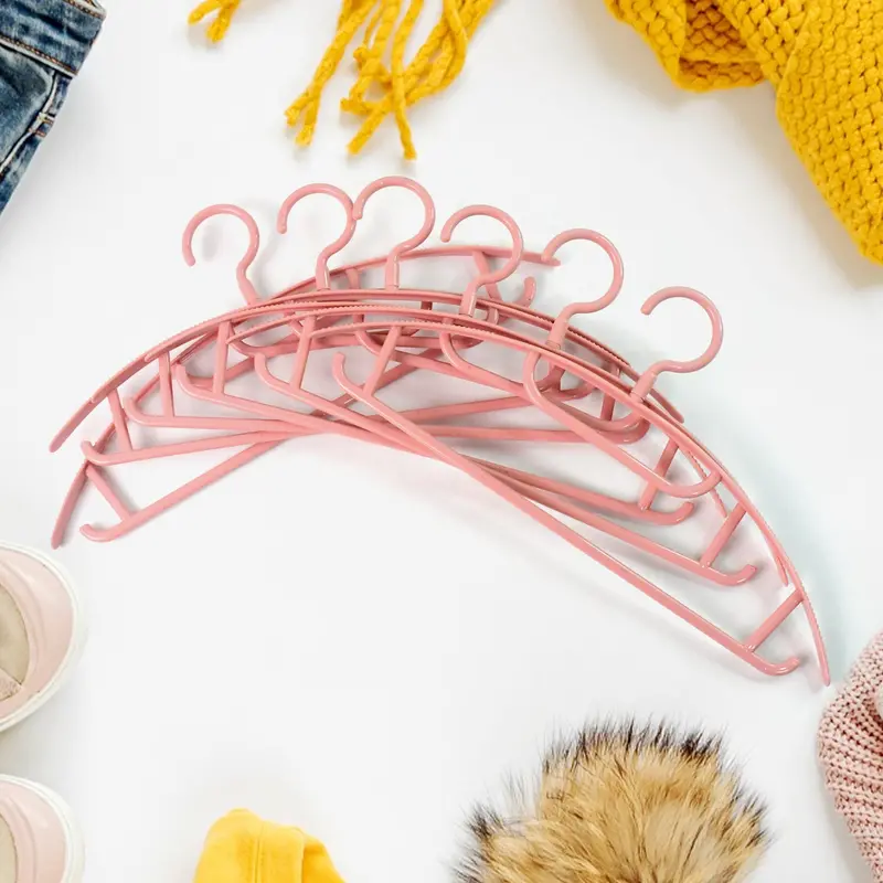 Ganesh Heavy-Duty Plastic Hangers – 6-Piece Space-Saving Clothing Organizer 1