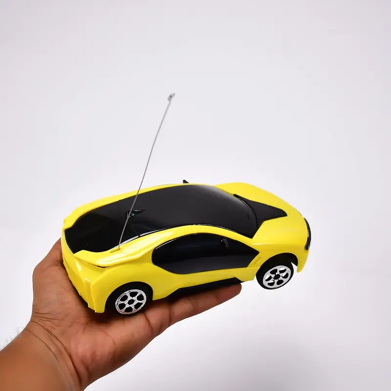 High-Speed Remote-Controlled Racing Car For Kids 1