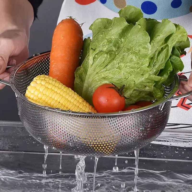 Large Stainless Steel Kitchen Colander – Ergonomic Handle, 25.5 Cm Strainer Basket 1