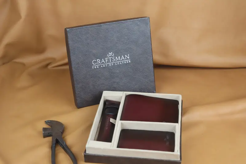 Minimalist Corporate Gift Box Cfs-Gb-001 – Craftsman 1