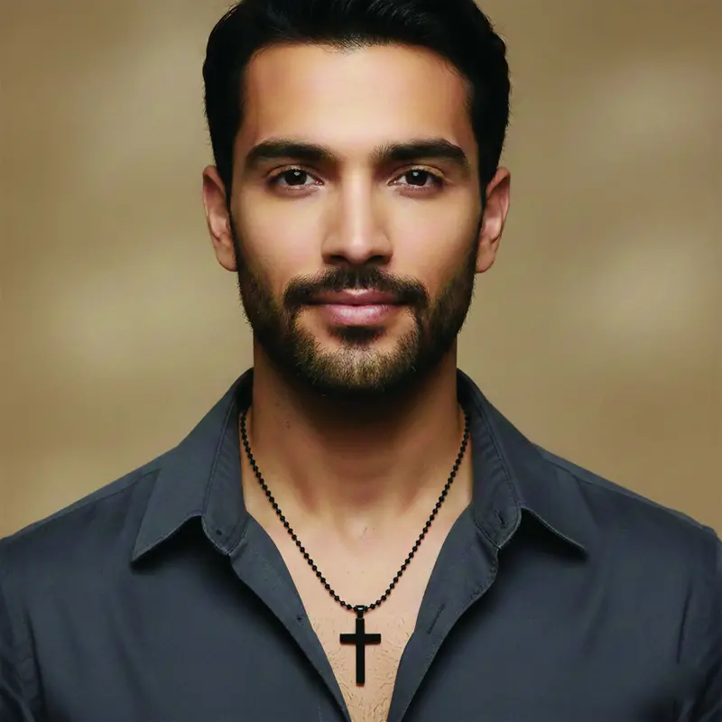 Modern Cross Pendant Necklace On Chain – Men’S Style 1
