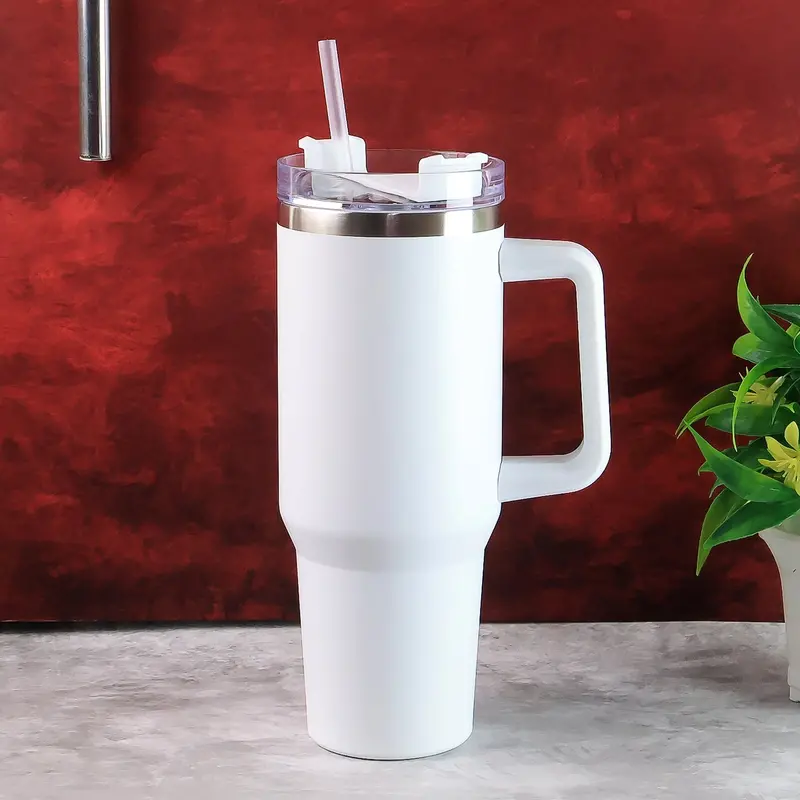 Monogrammed White Insulated Tumbler – 1200 Ml Leak-Resistant Travel Mug (1 Unit) 1