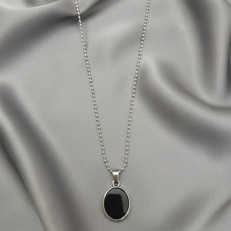 Sleek Black Round Pendant Necklace – Unisex Design 1