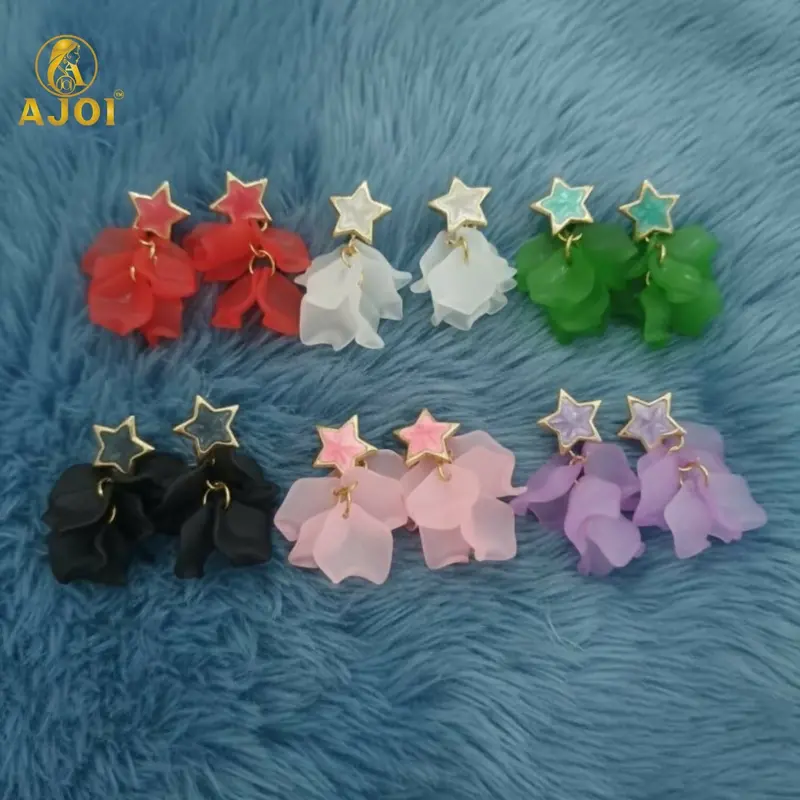 Star-Topped Floral Drop Earrings With Soft Matte Petal Layers 1