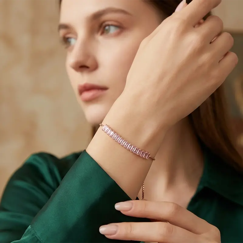 Stylish Rose Gold Bracelet With Simulated Diamond–Encrusted Links 1