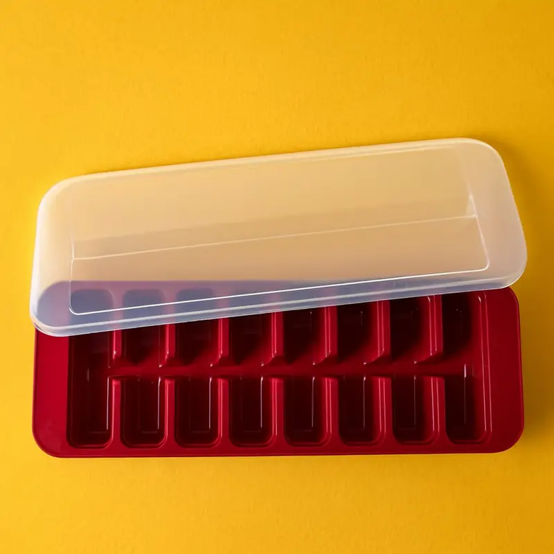 Supermom 2-In-1 Frizzy Ice Tray With Built-In Storage Compartment (1 Piece) 1