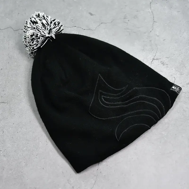 Textured Skull Slouch Beanie – Black Wool Blend Winter Hat With Soft Fur Interior 1