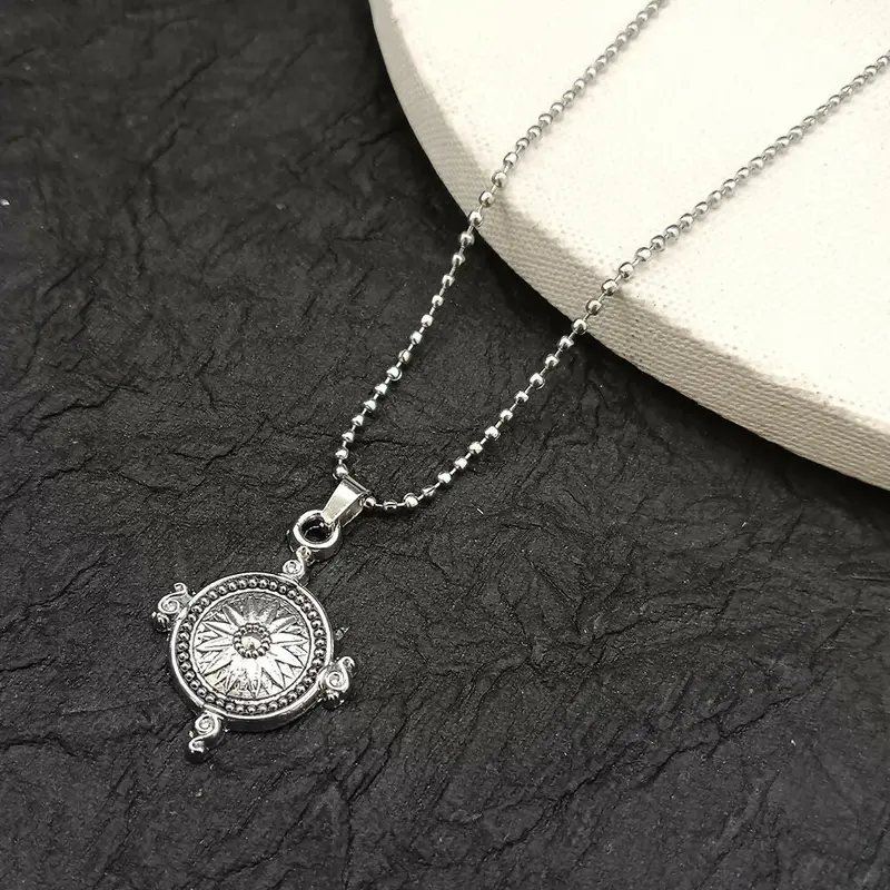 Vintage Compass Pendant Necklace – Adventure-Inspired Chain For Men 1