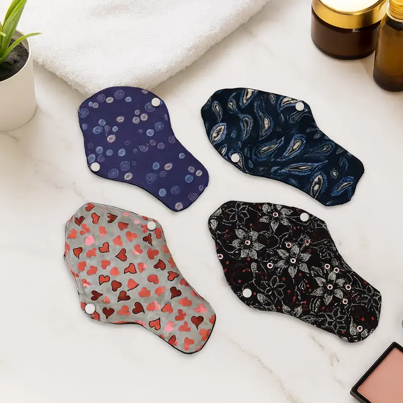 Washable Cloth Sanitary Pads – Eco-Friendly Reusable Set (4 Pcs) 1